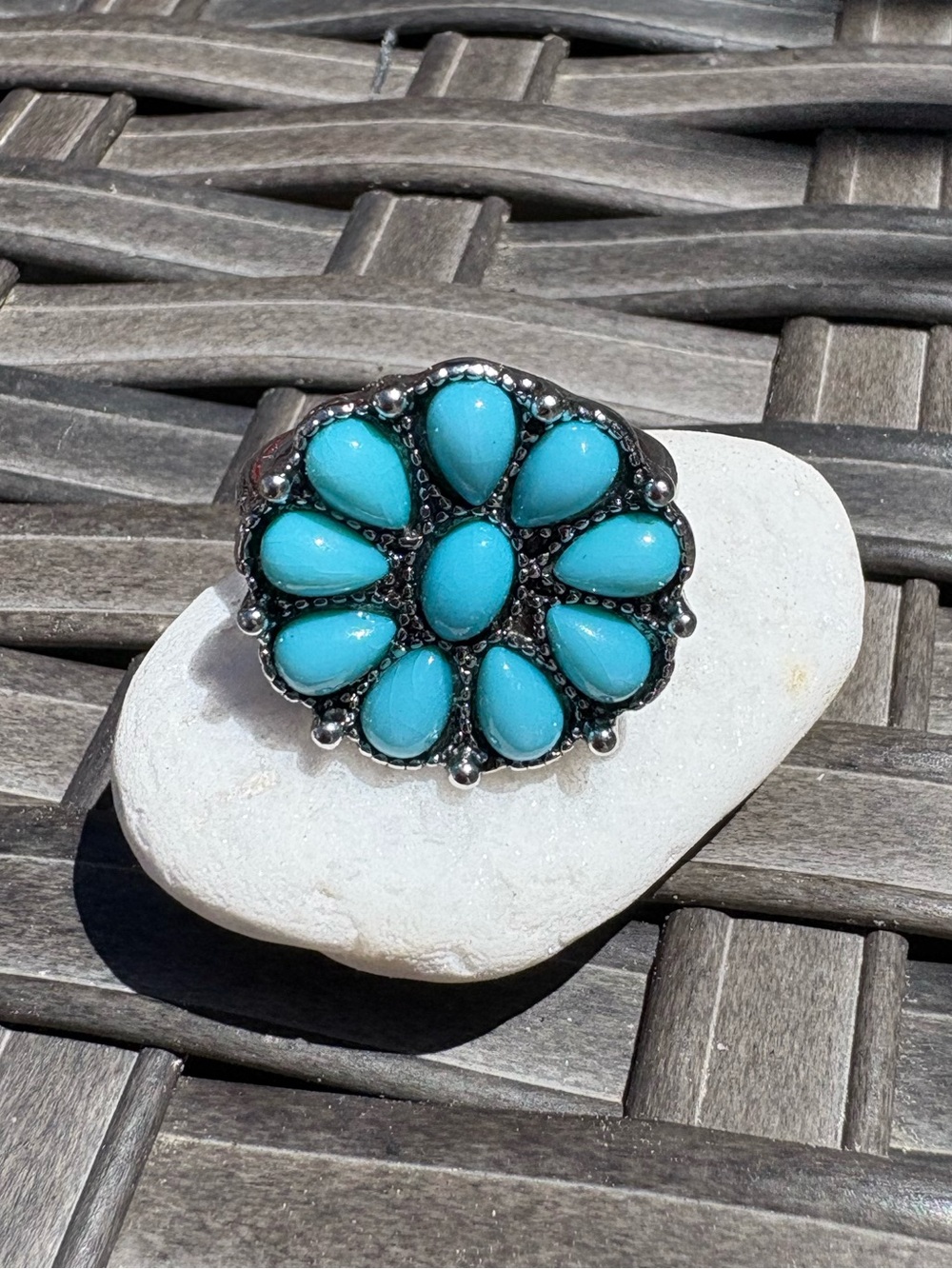 Jessica Simpson Western Bohemian Turquoise Flower Cluster Ring